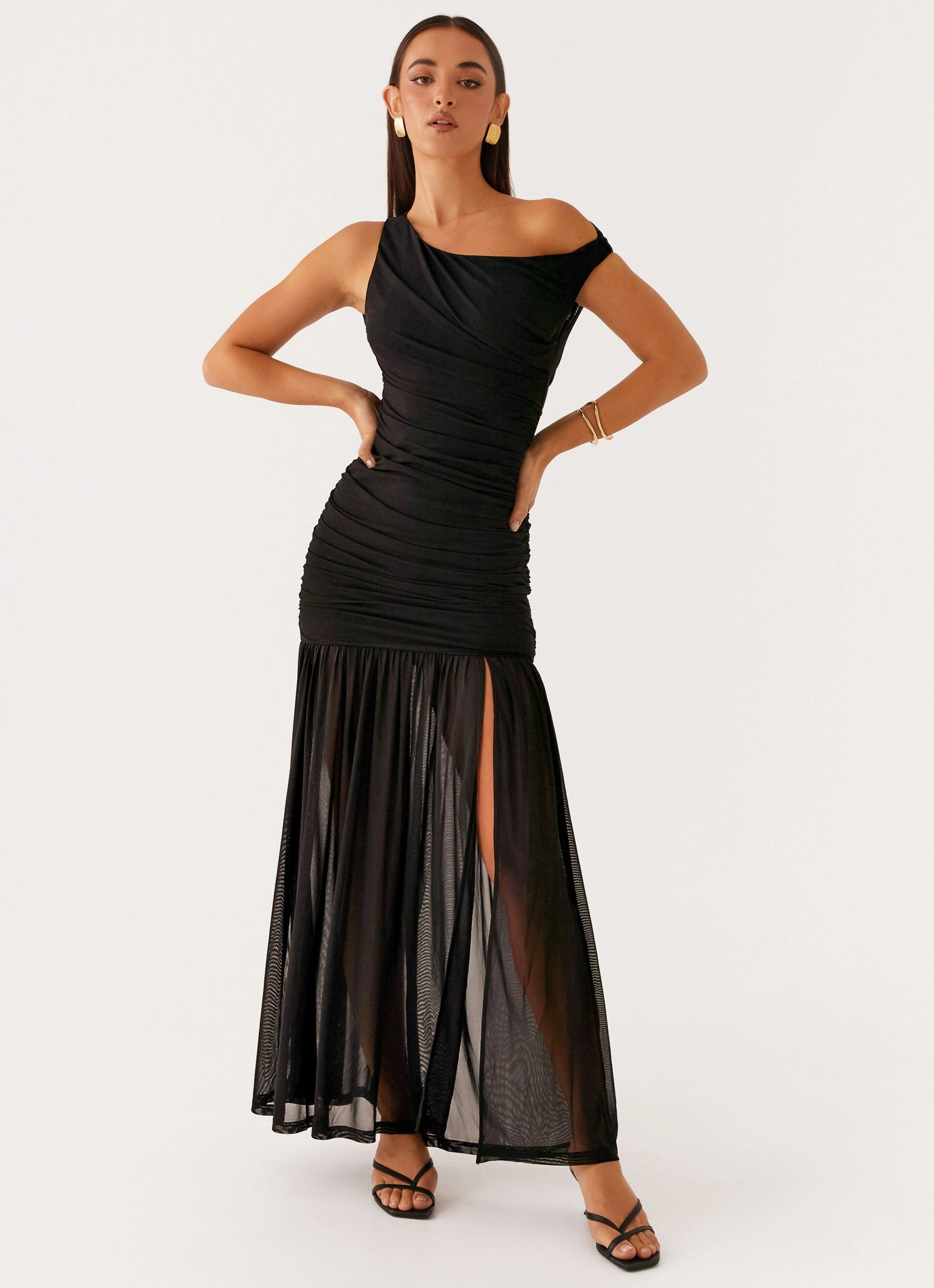 Mom Chic Pavilion Maxi Dress - Black