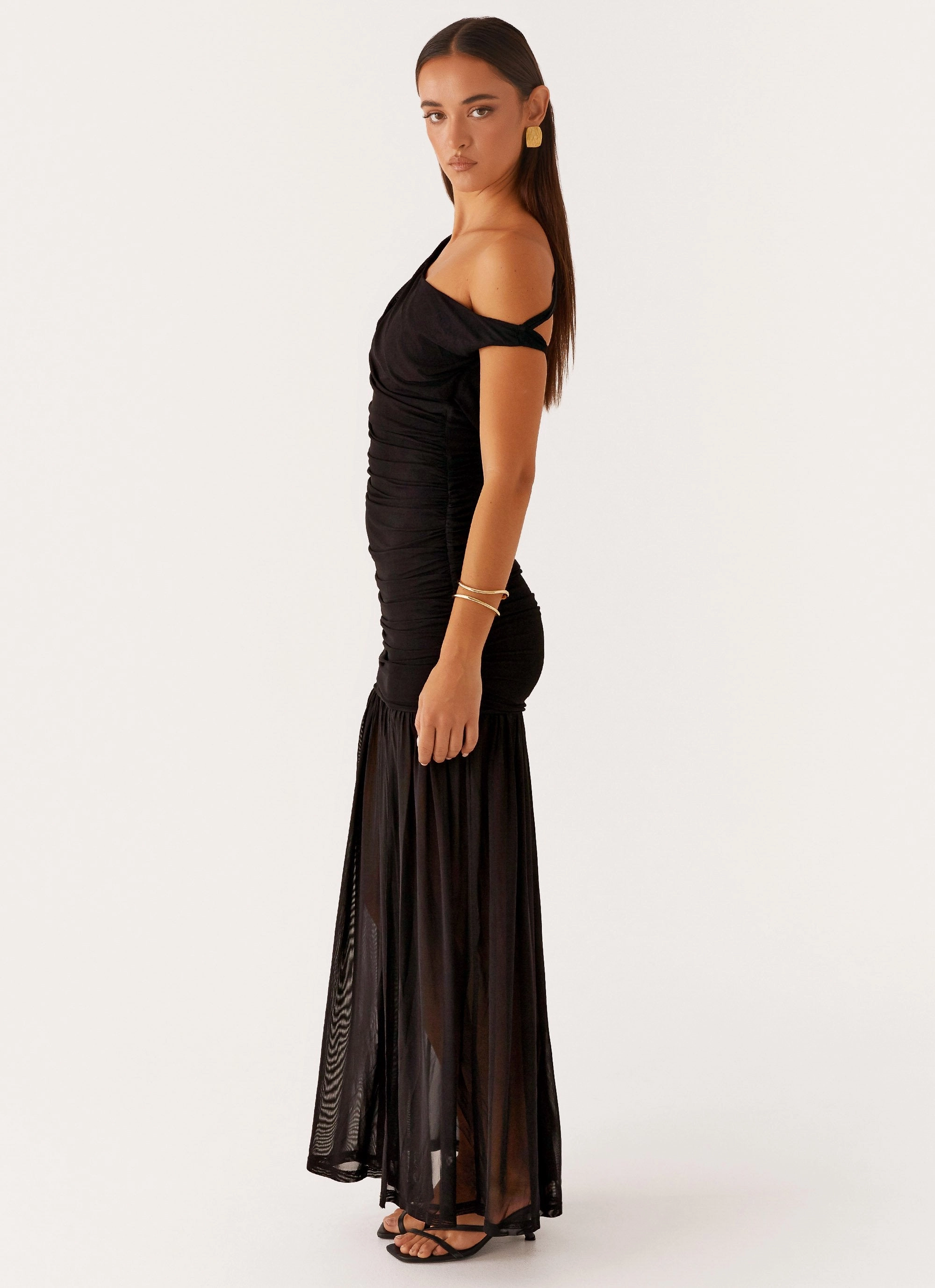 Pavilion Maxi Dress - Black Pleat-Front Sharp Finish