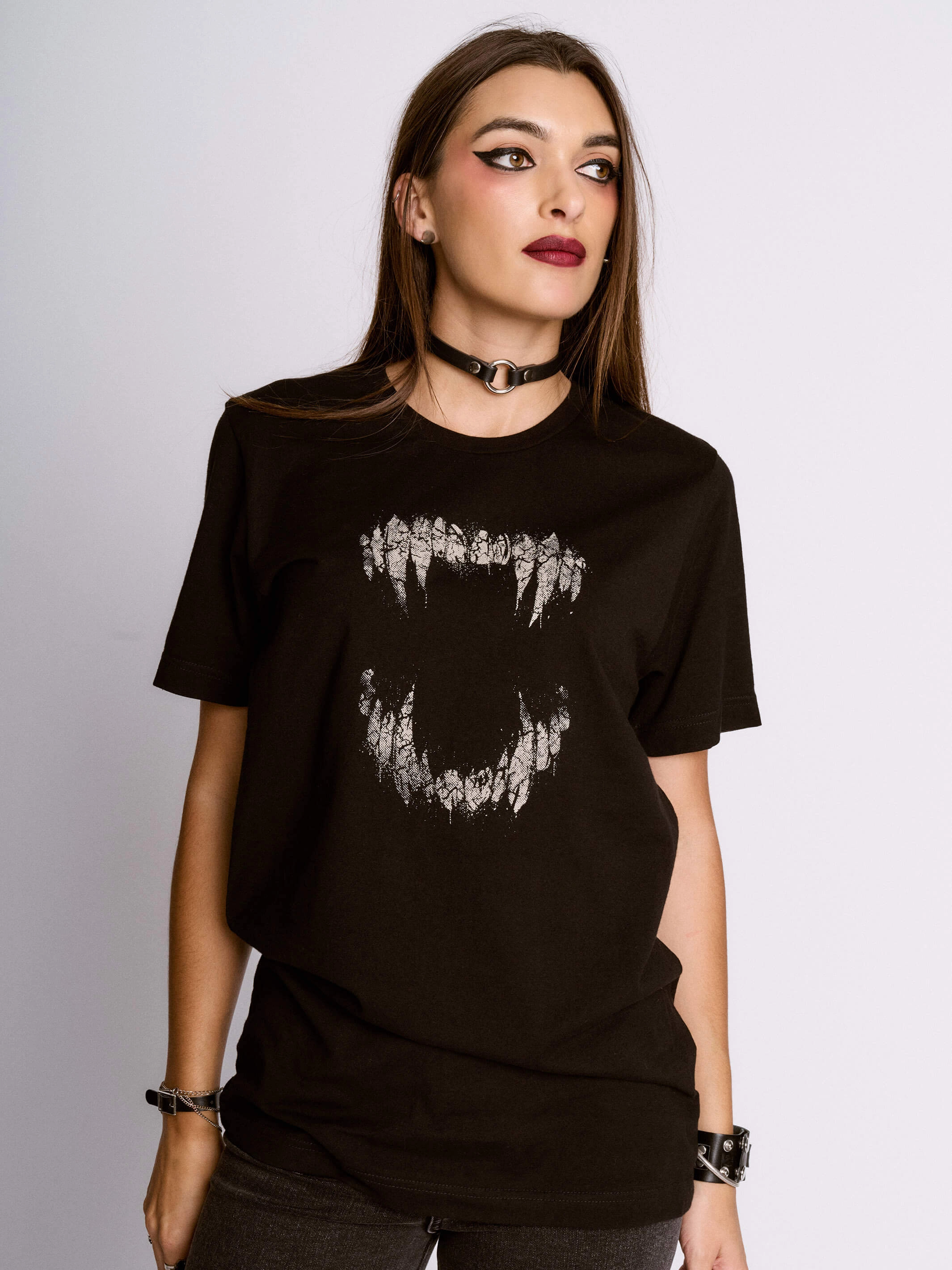 Undead T-Shirt Smooth Flatlock Stitching