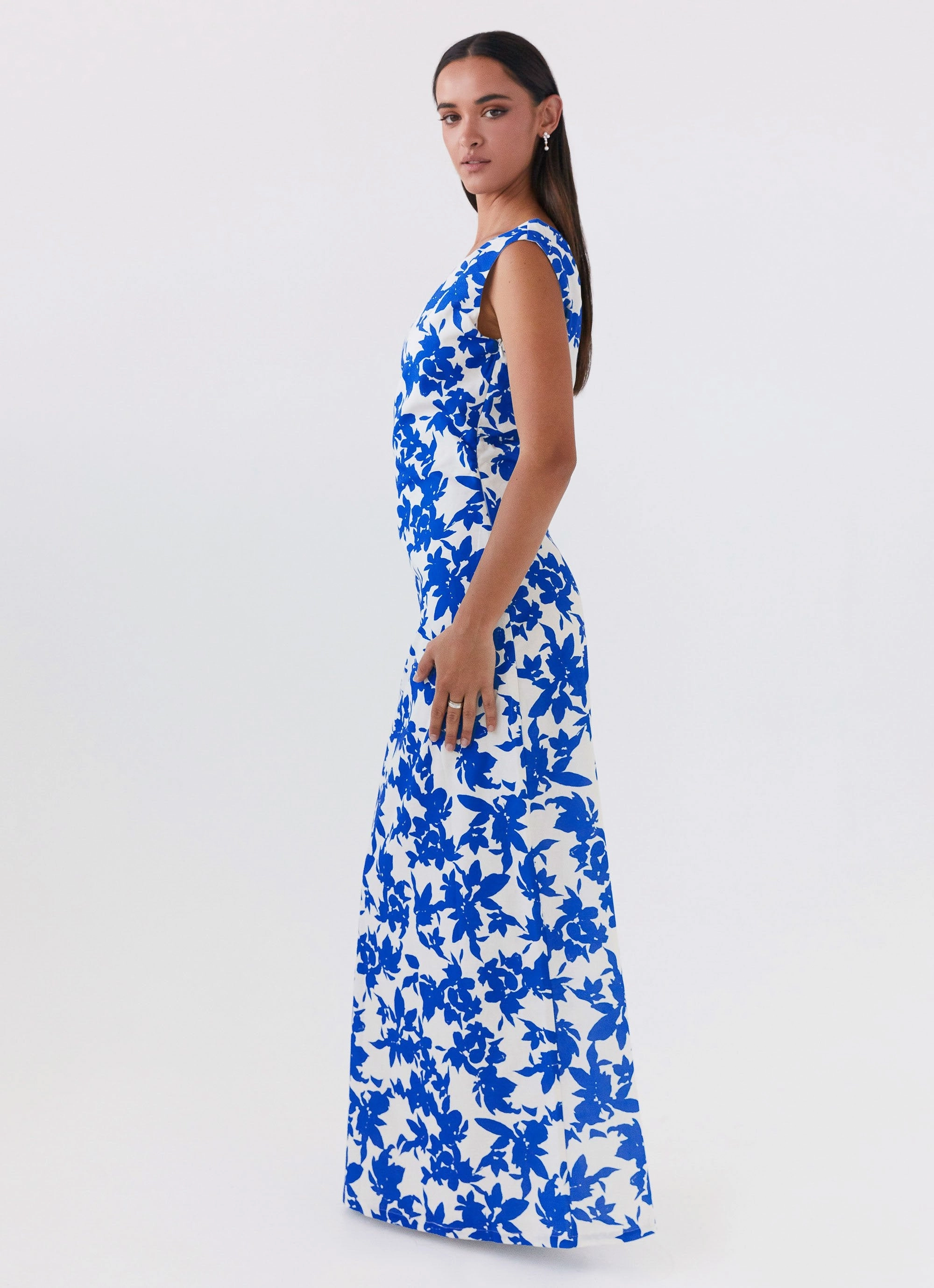 Pyper Off Shoulder Maxi Dress - Blue Floral Comfortable Waist Design Timeless Style