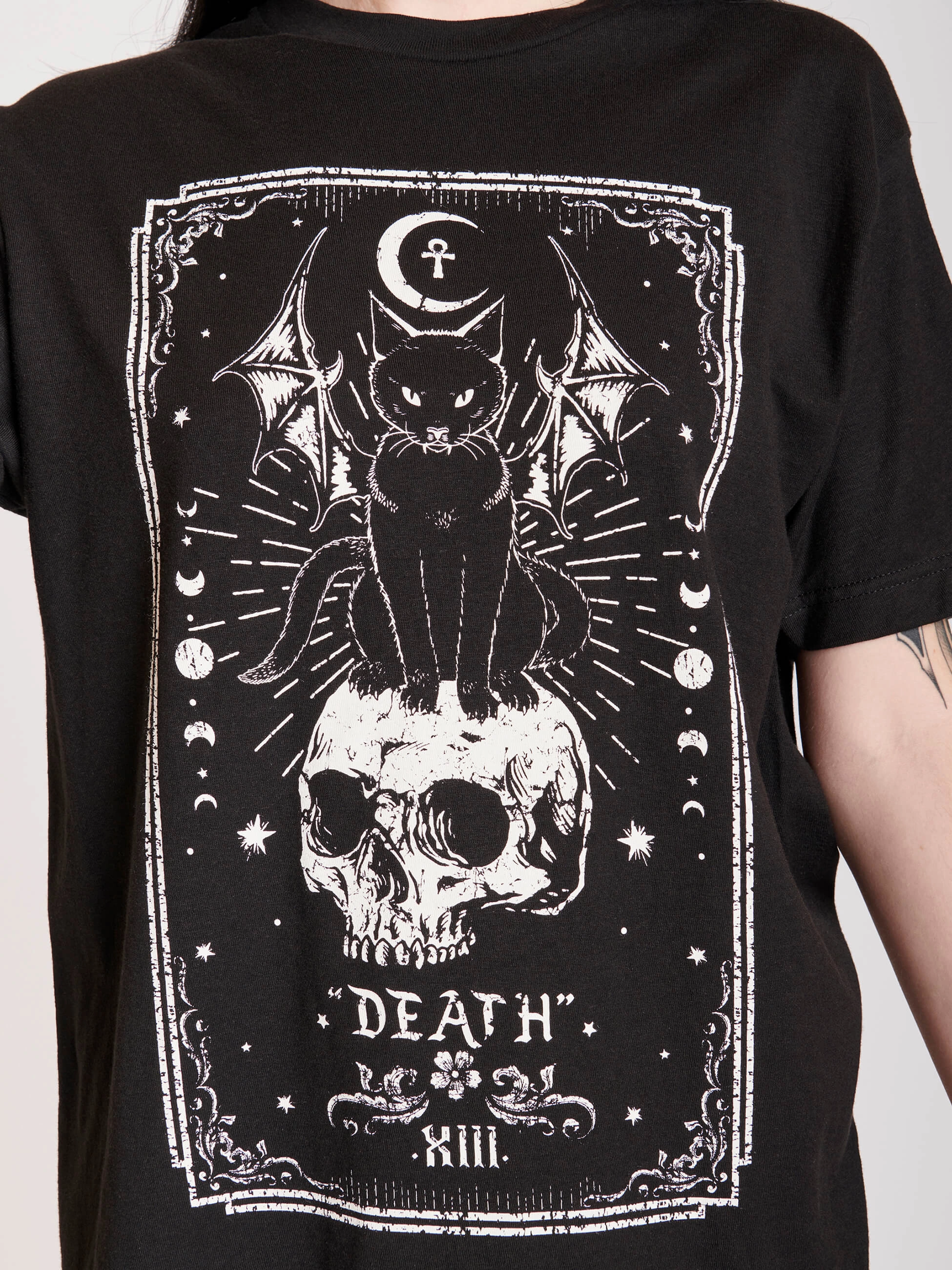 Sporty Design easygoing look Death Tarot T-shirt