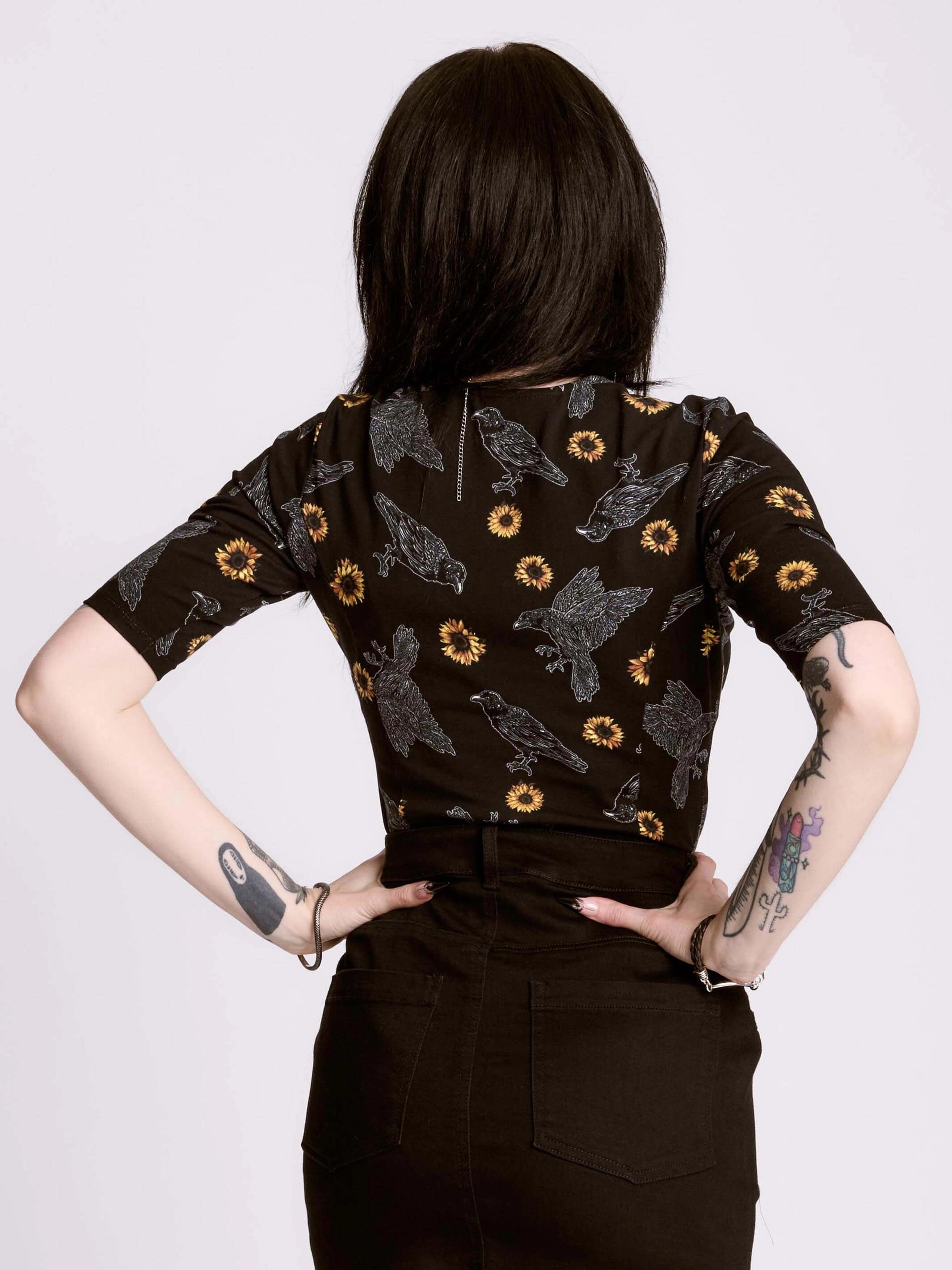 Dark Sunflower Sweetheart Top Chic Design