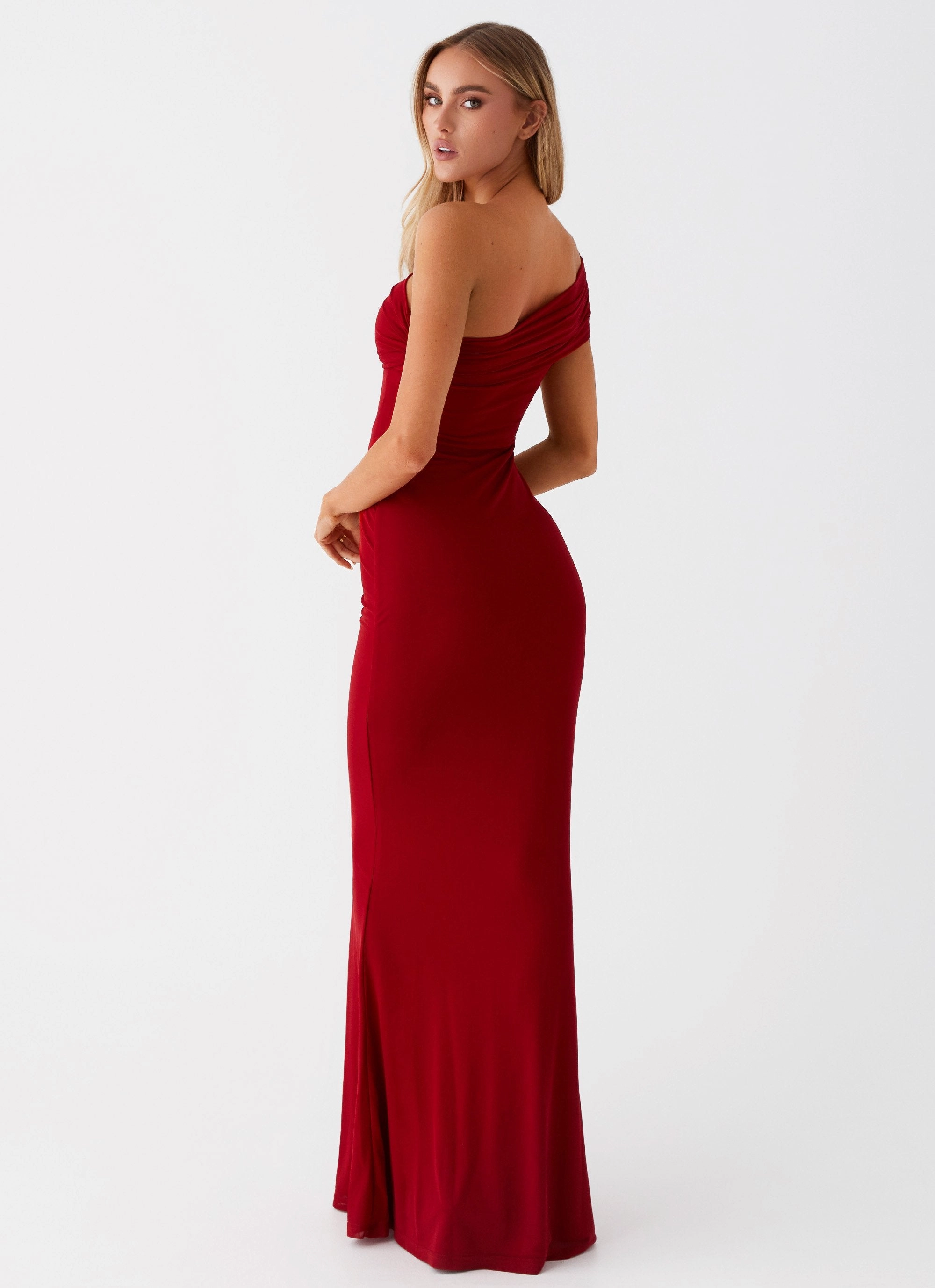 Reine Maxi Dress - Red Fit Vibe Bishop-Sleeve
