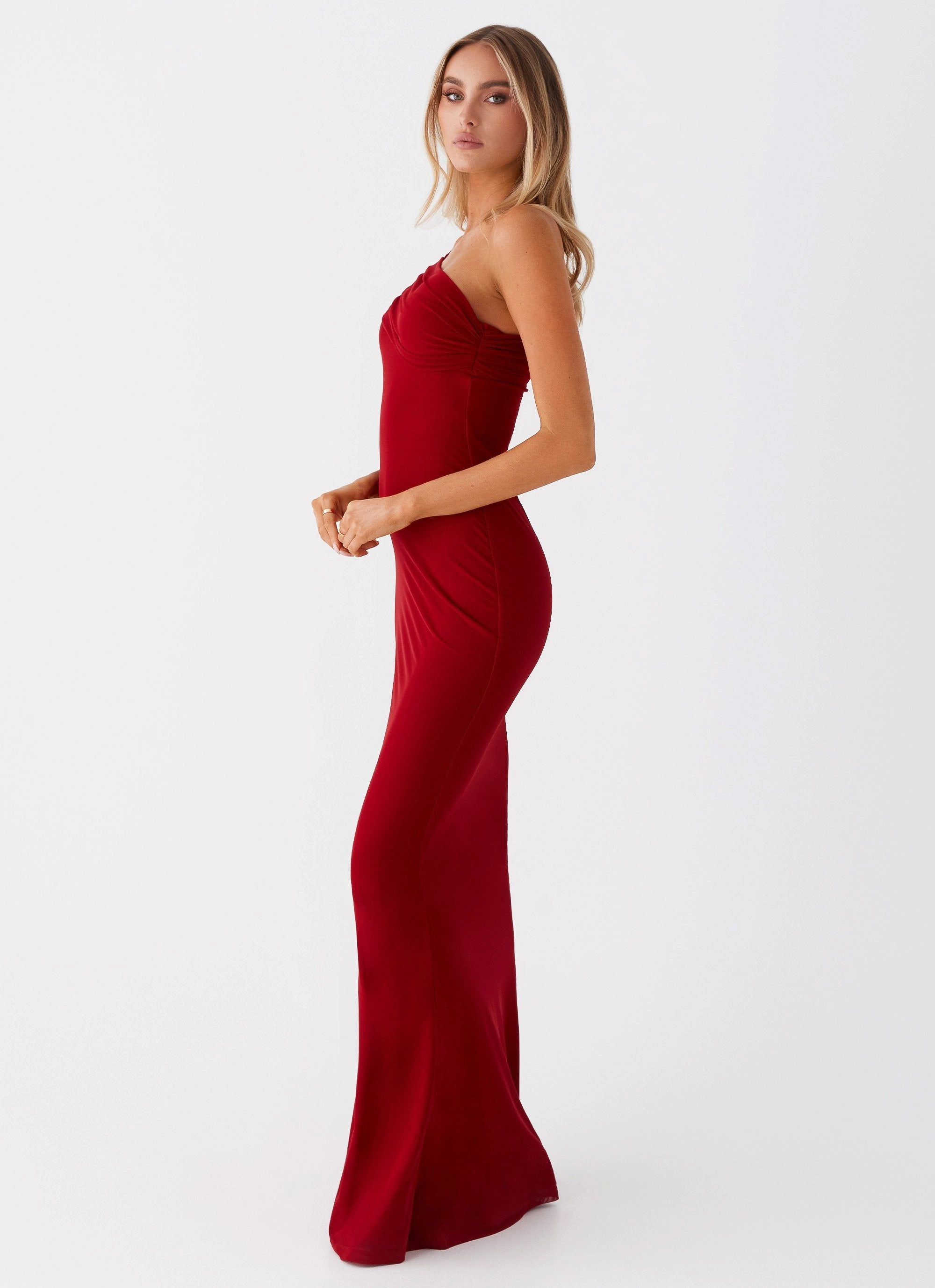 Reine Maxi Dress - Red Neutral Form