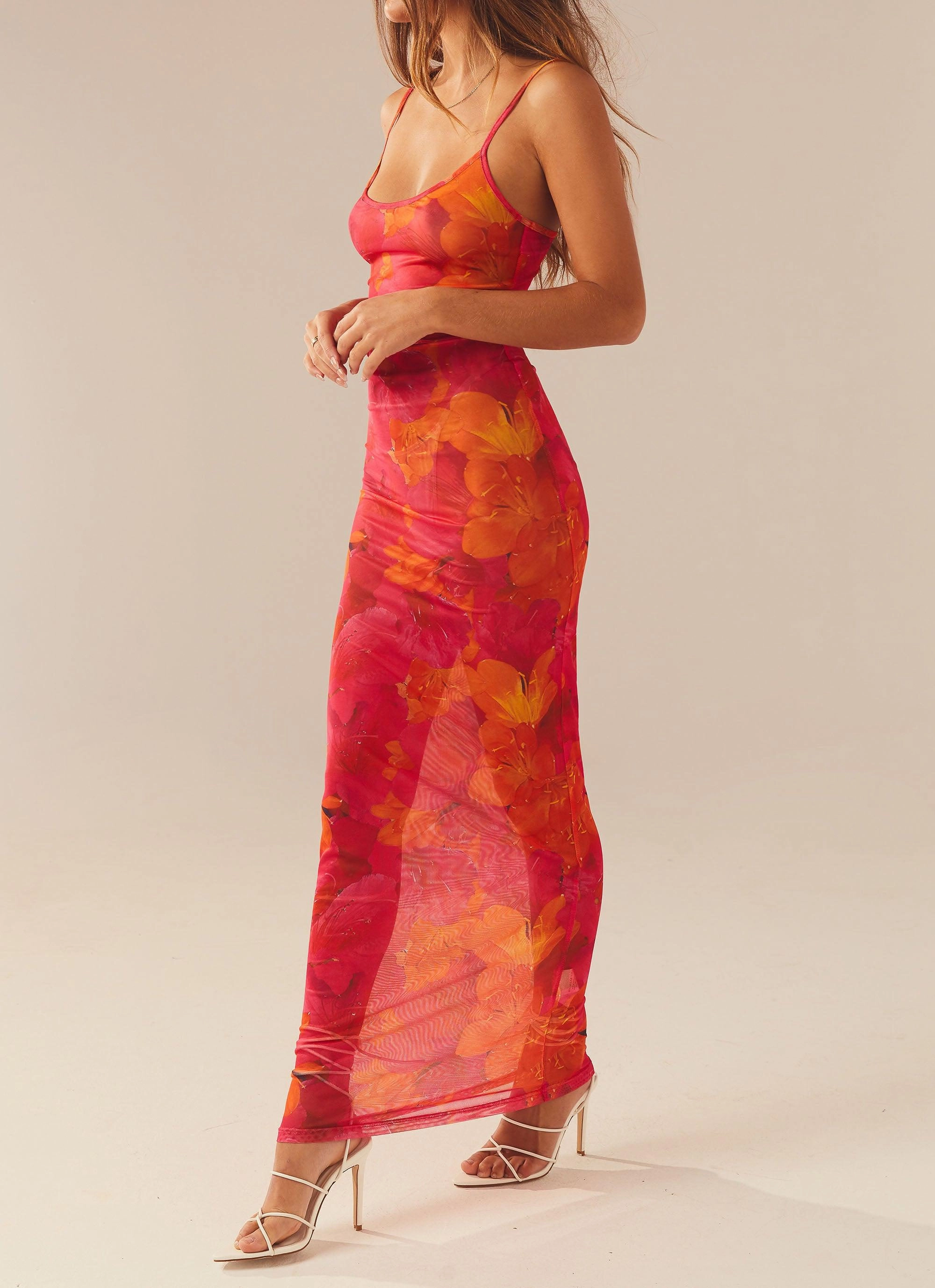 MoistureWickingTechnology Love On The Run Maxi Dress - Floral Sun