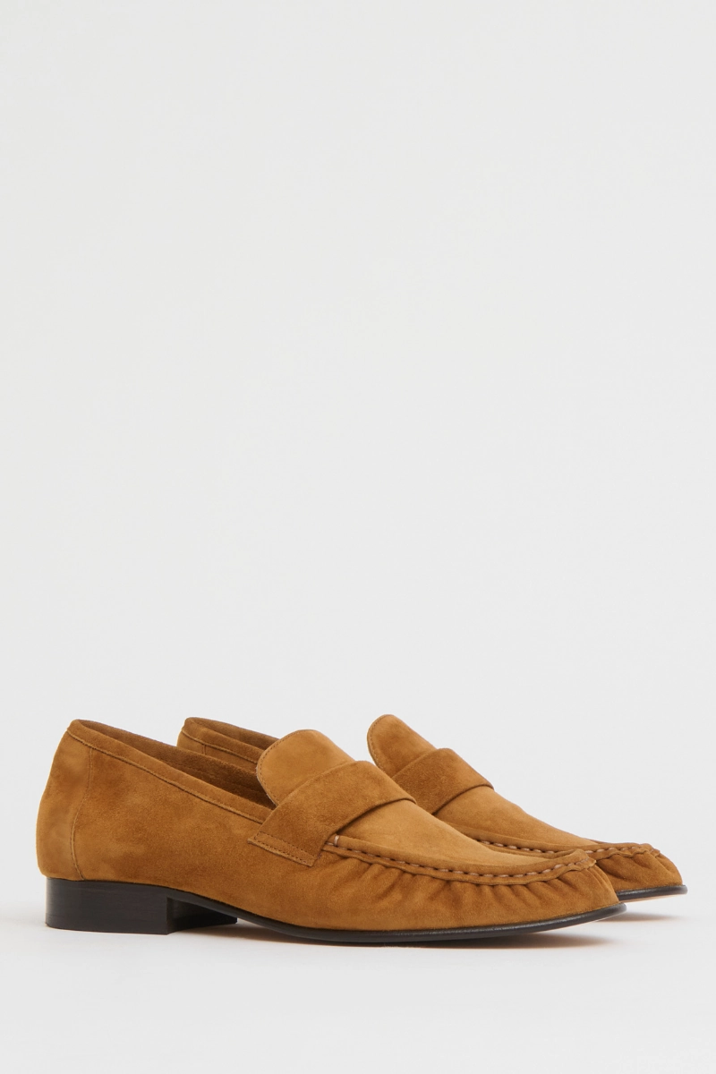 Picnic Vibe Ruched Loafer