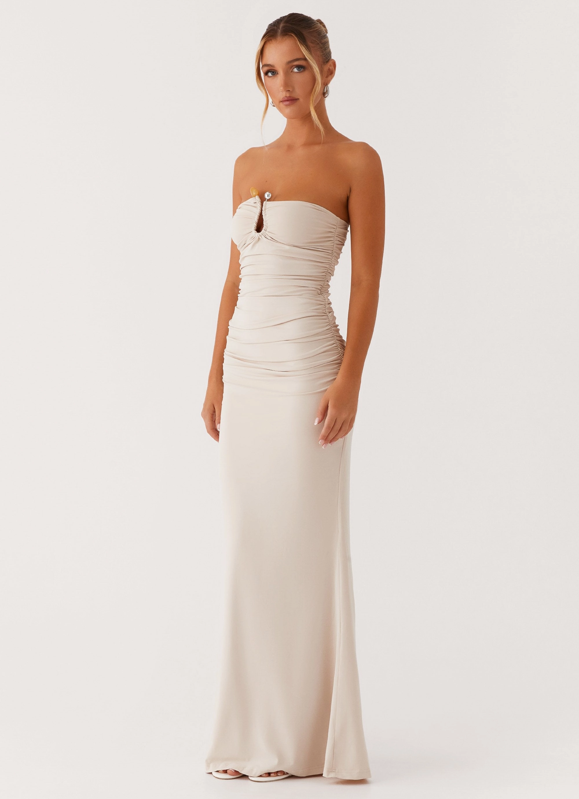 Sharp Style Cozy Silhouette Rudy Maxi Dress - Ivory