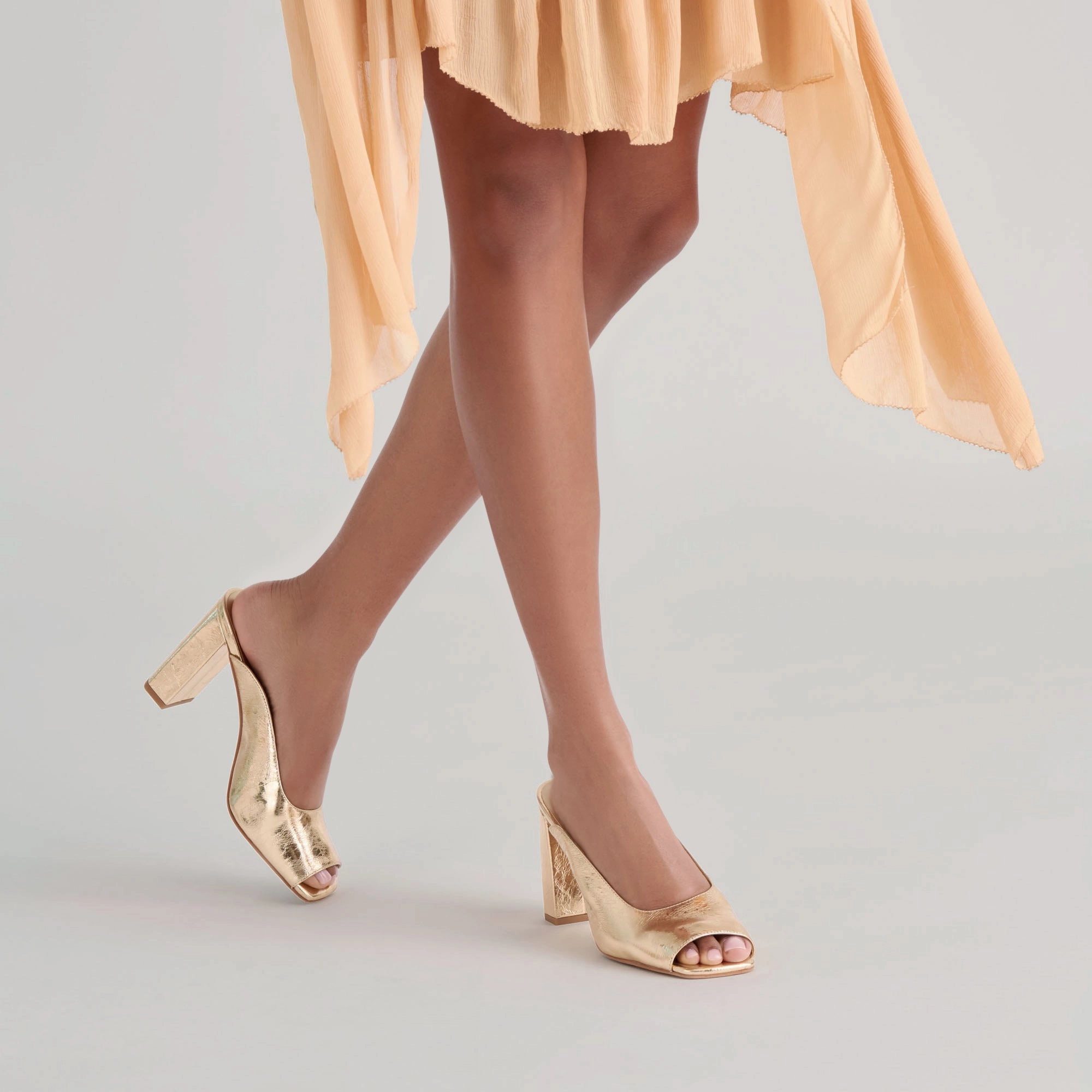 Evening Edge Night Spark SABELA HEELS GOLD DISTRESSED LEATHER