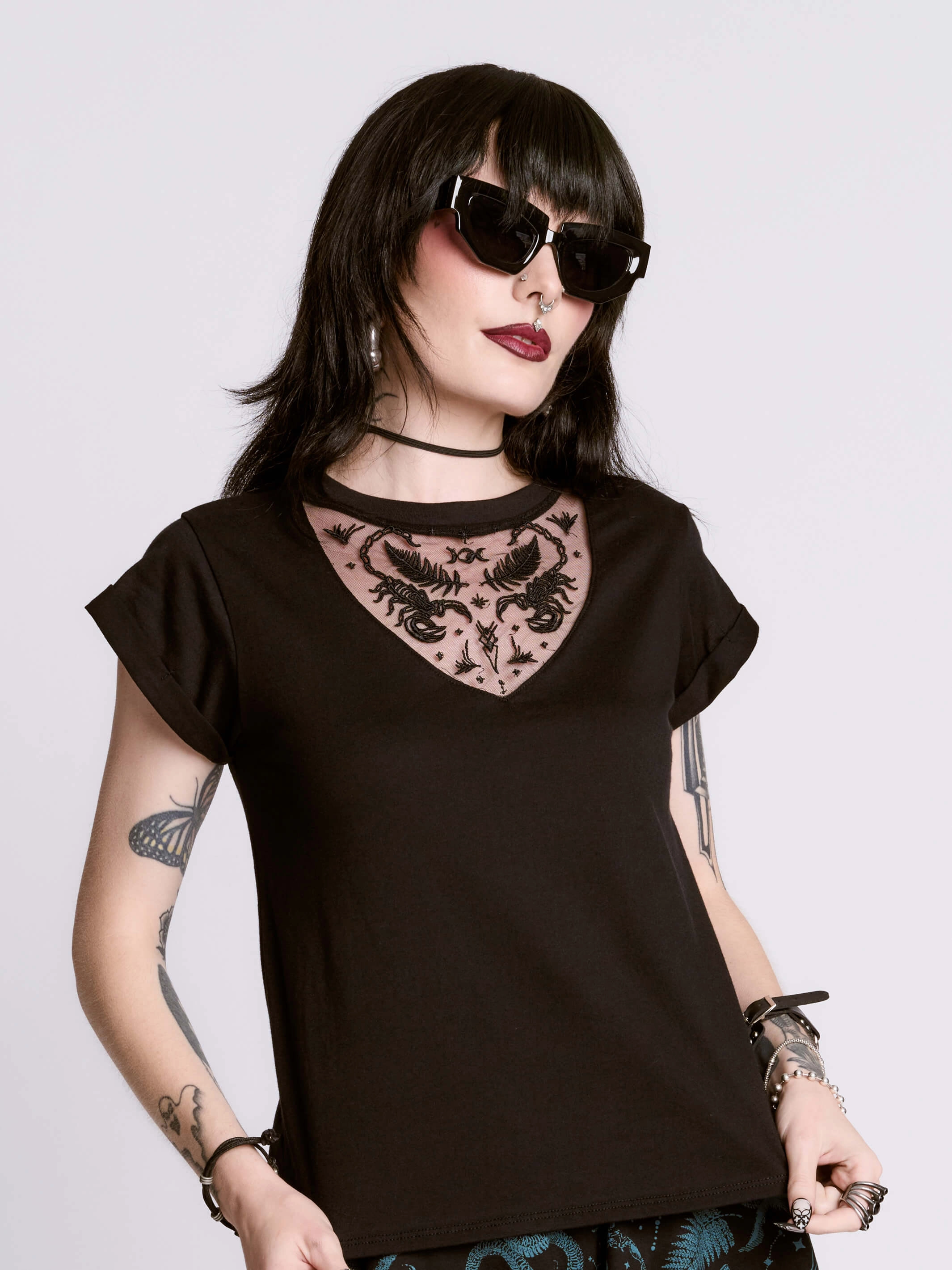 Scorpion Baby Tee Simple and Relaxed