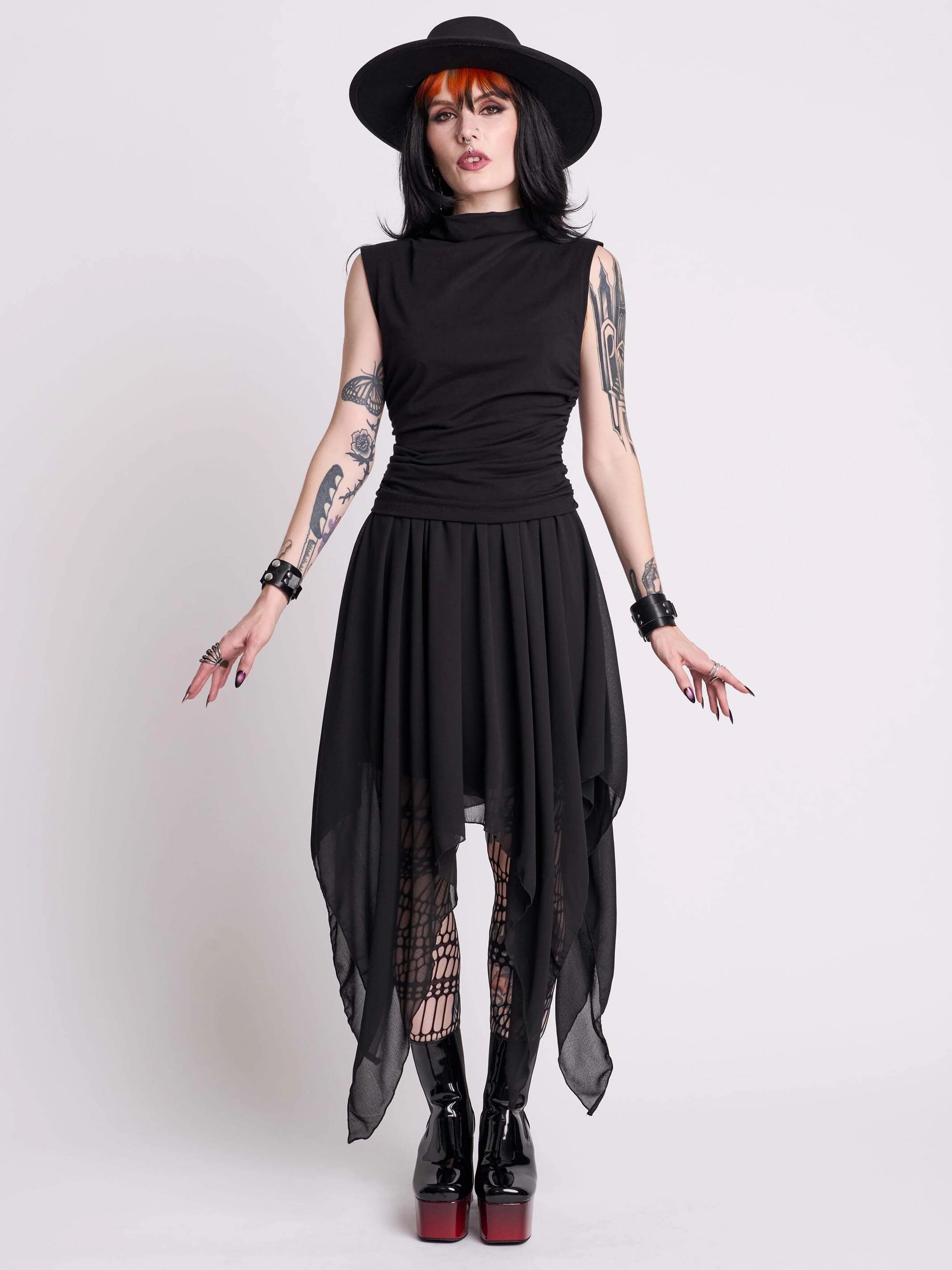 Active Layer Fit monochromatic Sleeveless Shirred Top