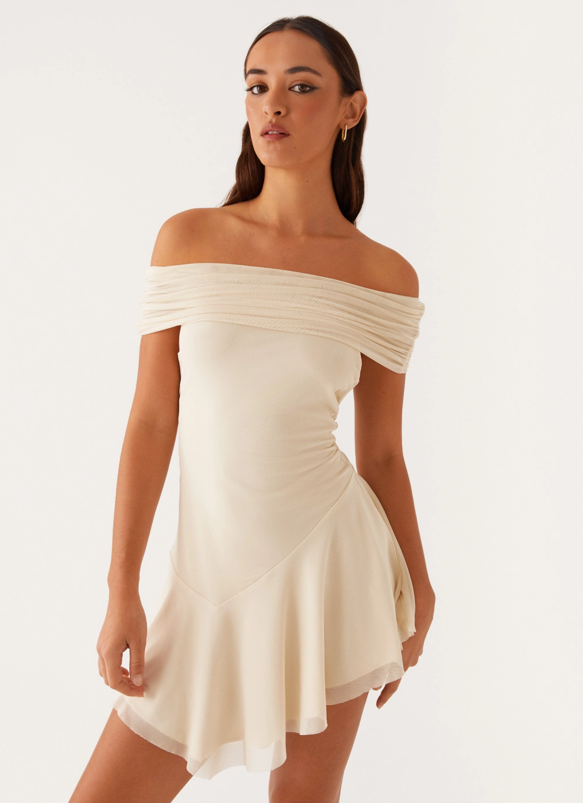 Finola Off Shoulder Mini Dress - Pastel Yellow Timeless Waistband Fit