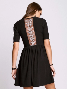 Perfect For Any Occasion Day Fit Spine Sweetheart Dress