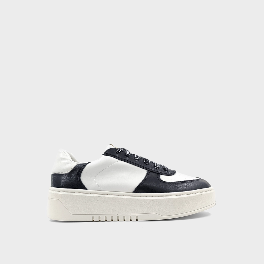 SHIRLEY Sport Driven OrthopedicDesign