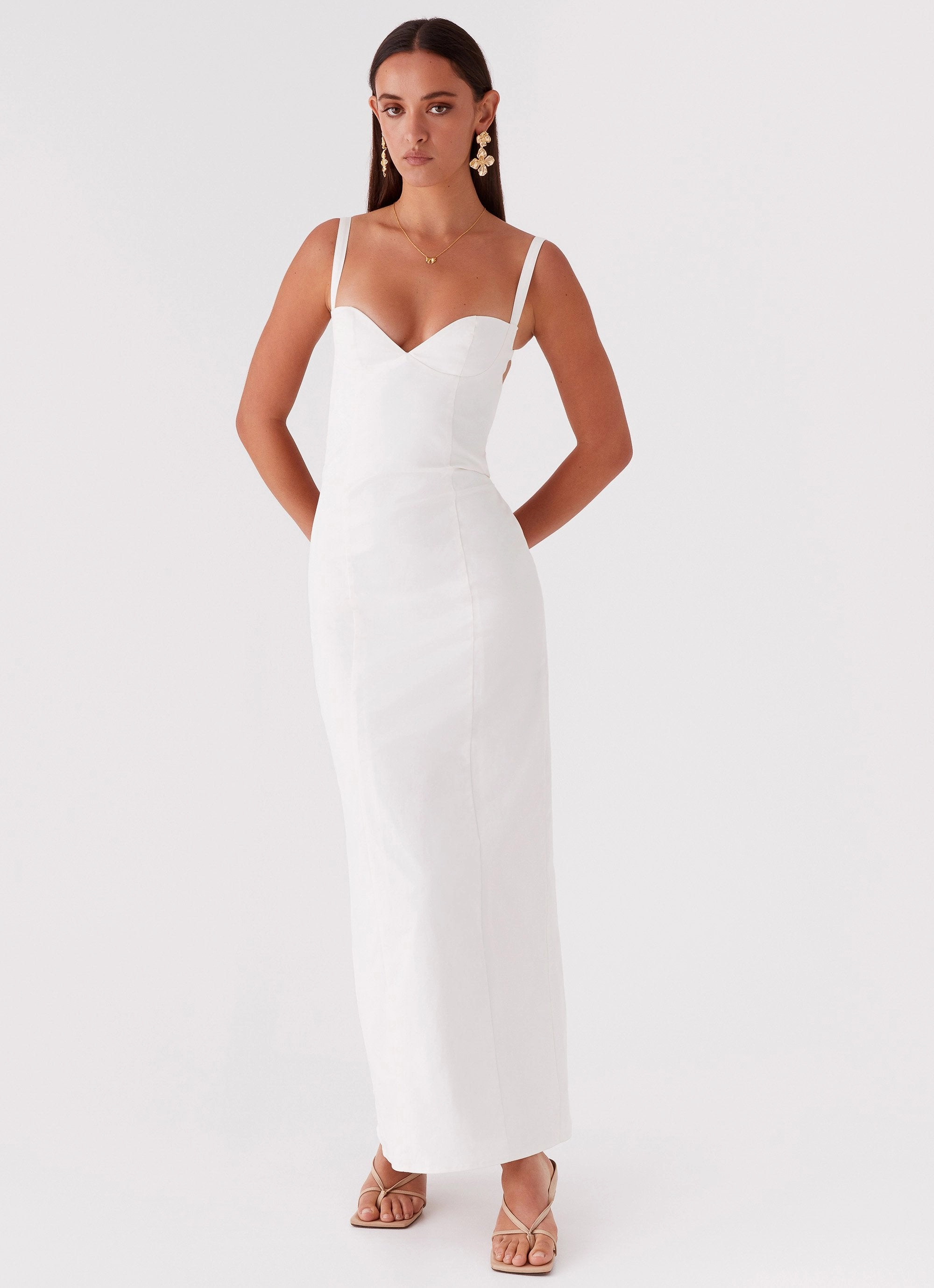 Naomi Backless Maxi Dress - Off White Pleated design
