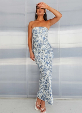 Trendy Wearable Dress-Up Style Summer Lover Maxi Dress - Blue Paisley