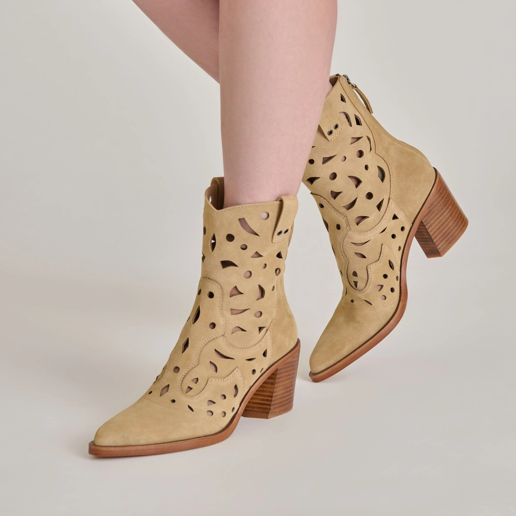 Supportive Build Deep Black ZENOBI BOOTIES DK TAUPE SUEDE