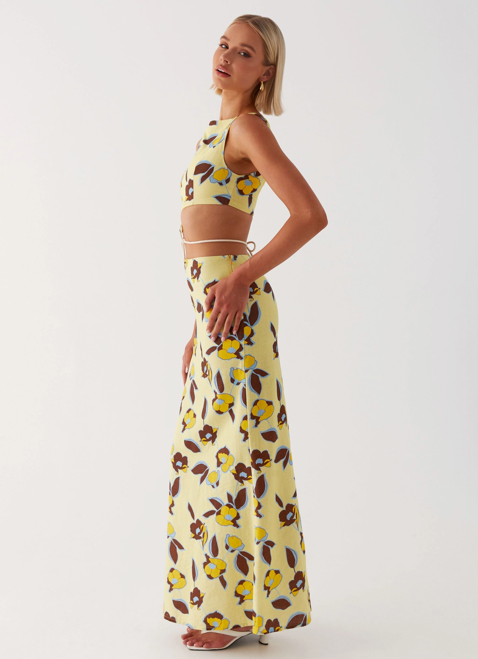Taryn Cut Out Maxi Dress - Primrose Light Volume Festival Mood