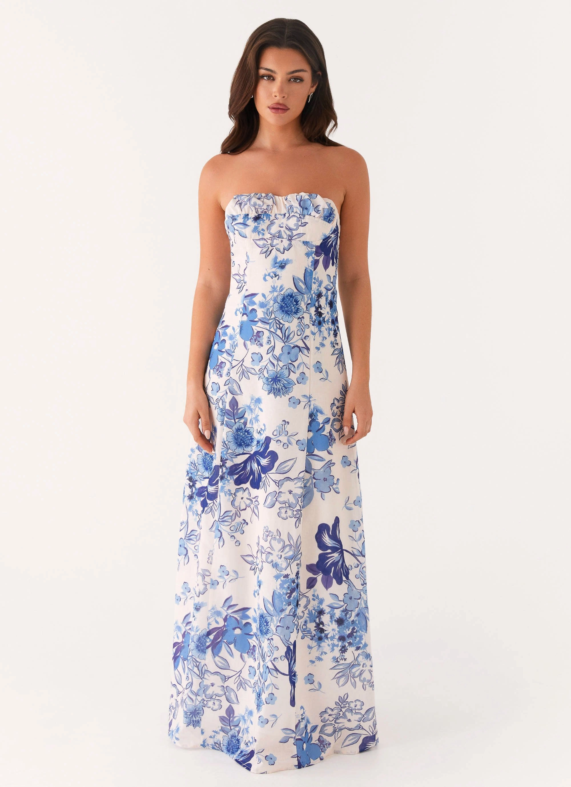 Tayla Linen Maxi Dress - Serene Sky Floral Perfect For Any Occasion Halter-Neck