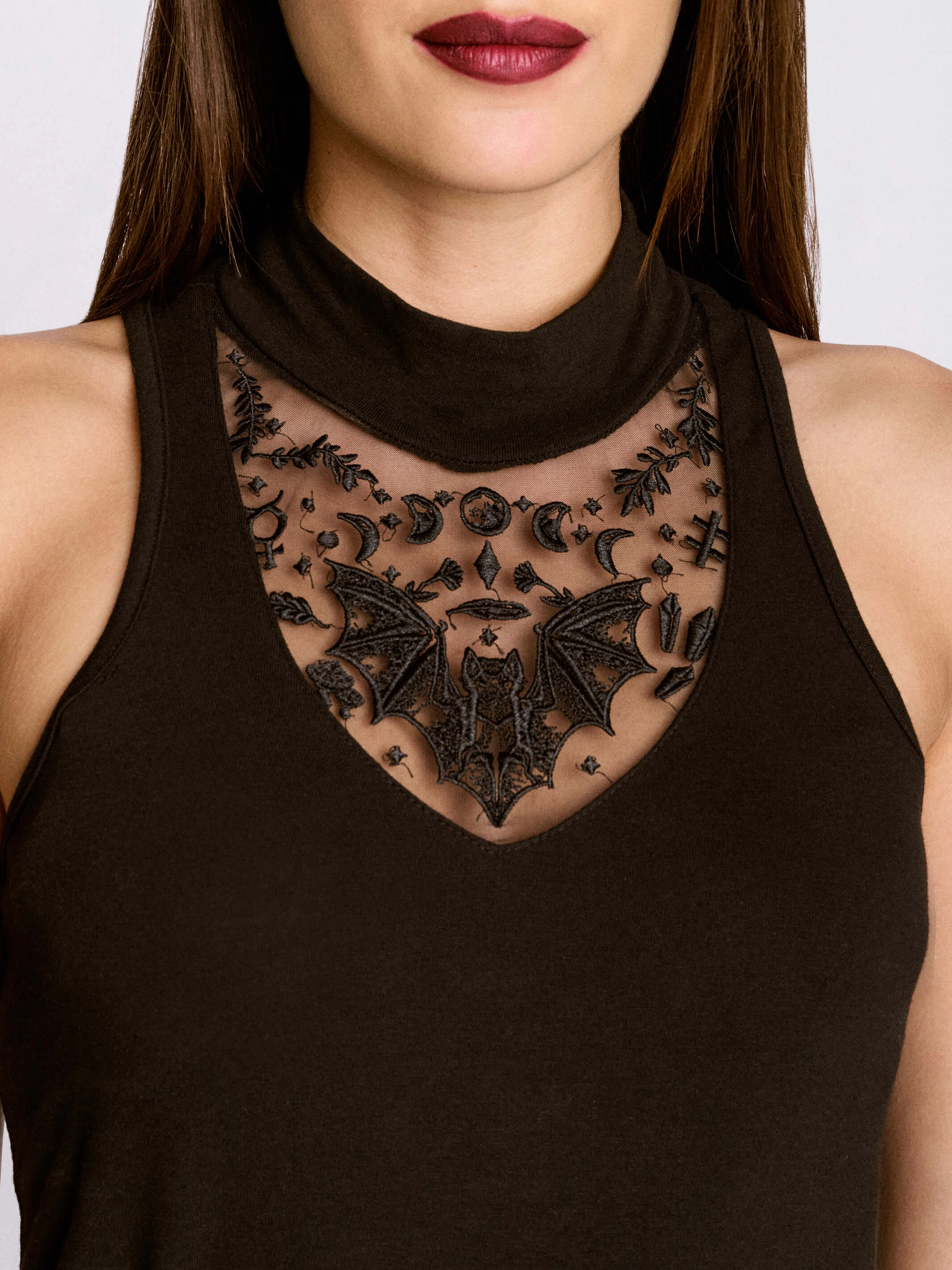 Bat Embroidered Mock Neck Tank Air Freshness