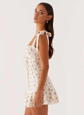 Tova Mini Dress - White Flower Perfectly Fit Look