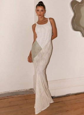 Theater-Night Work Friendly Twilight Dreams Maxi Dress - Ivory