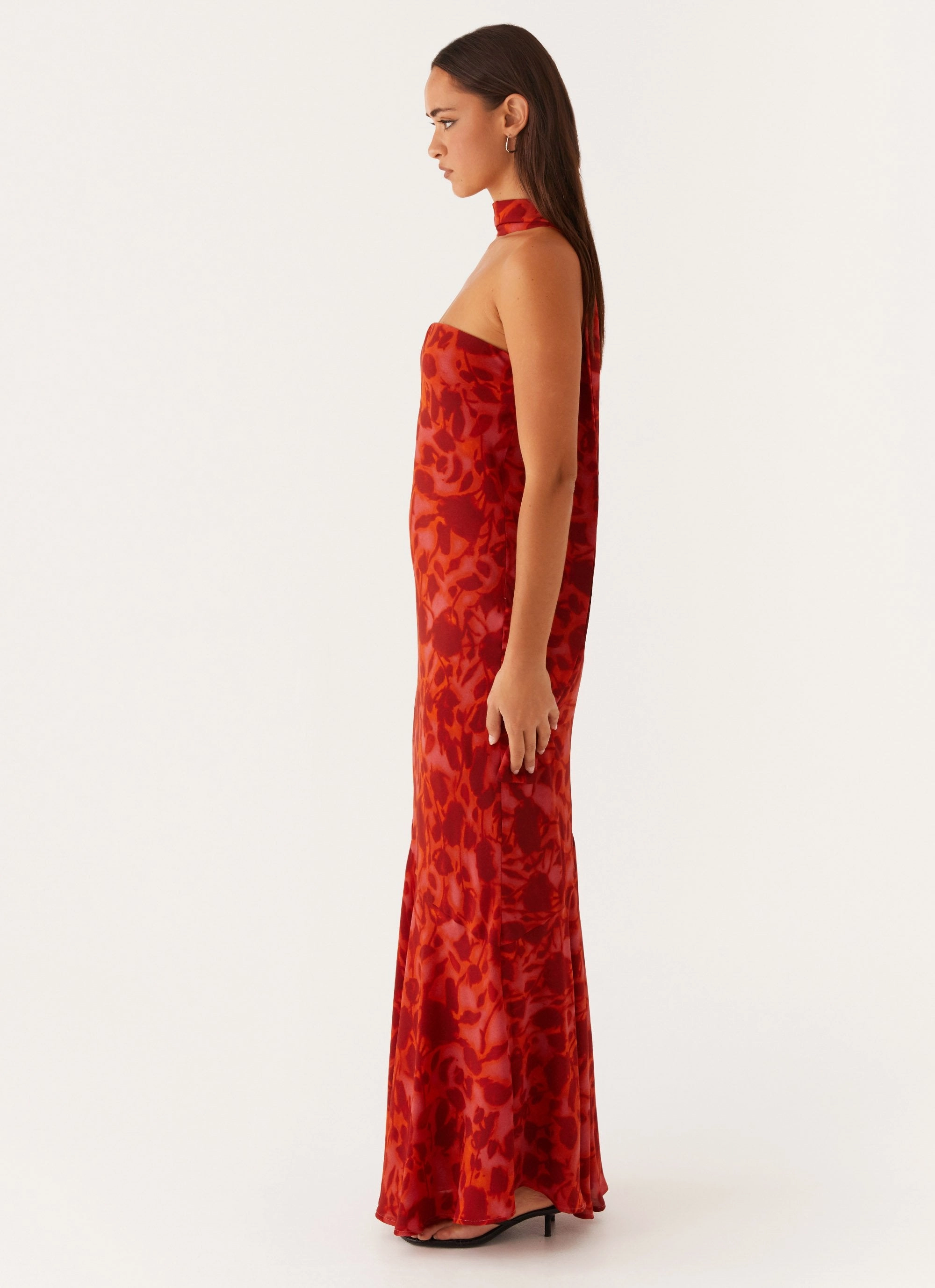 Under The Pagoda Maxi Dress - Deep Red Floral Minimalist-Trend