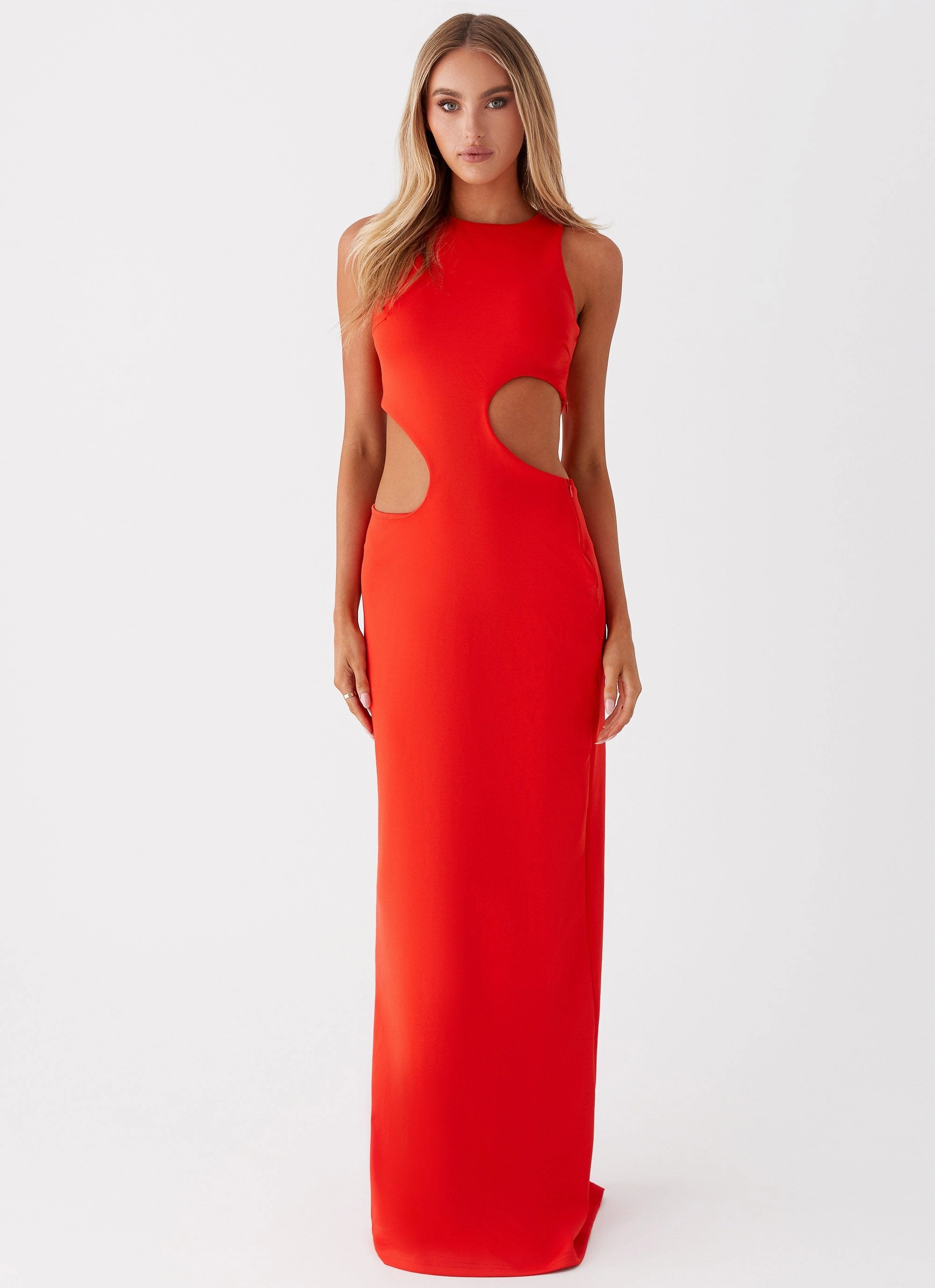Vaeloria Maxi Dress - Red Stylish Appearance