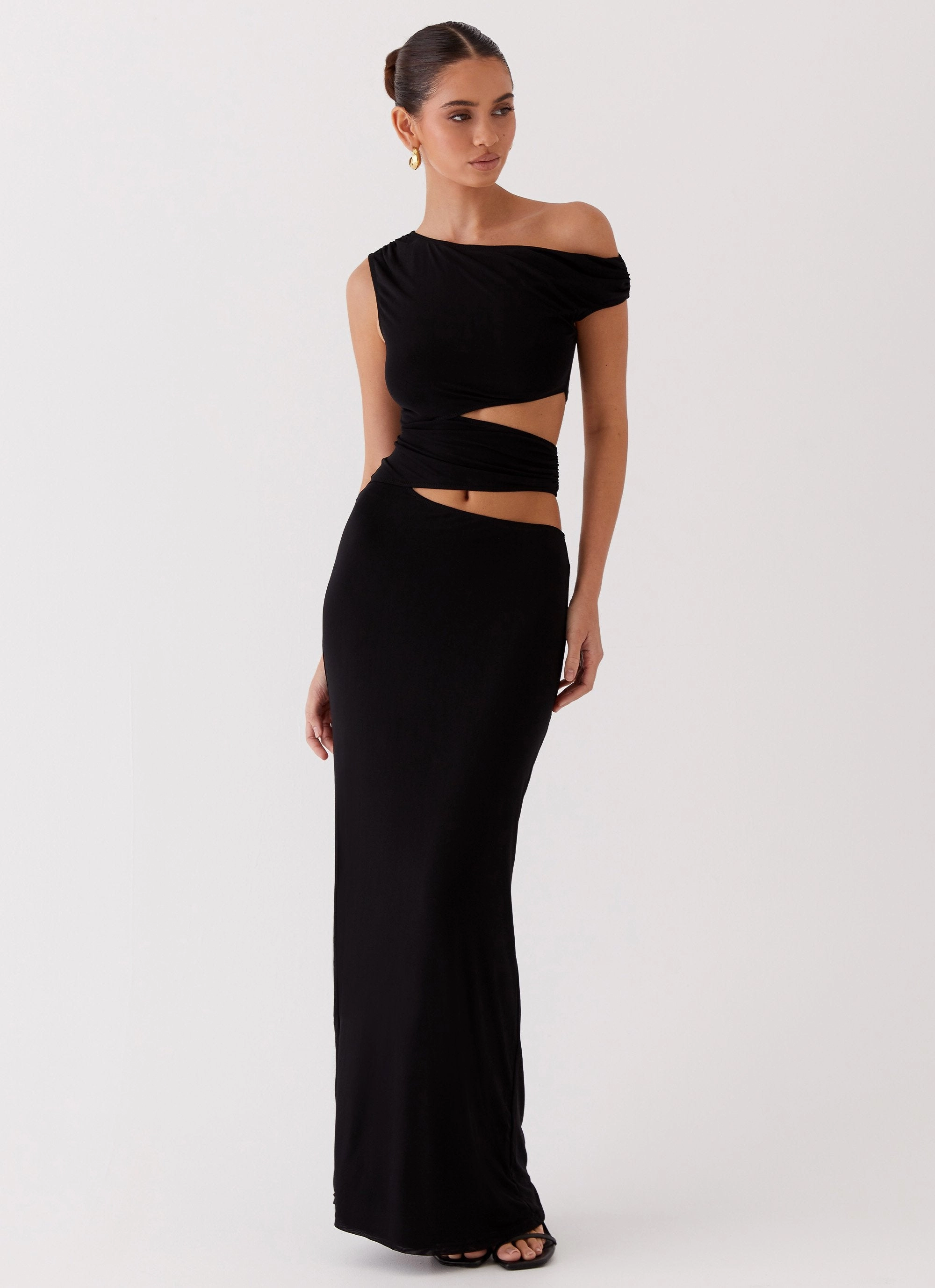 Margot One Shoulder Maxi Dress - Black Pure Fit Smart and Polished