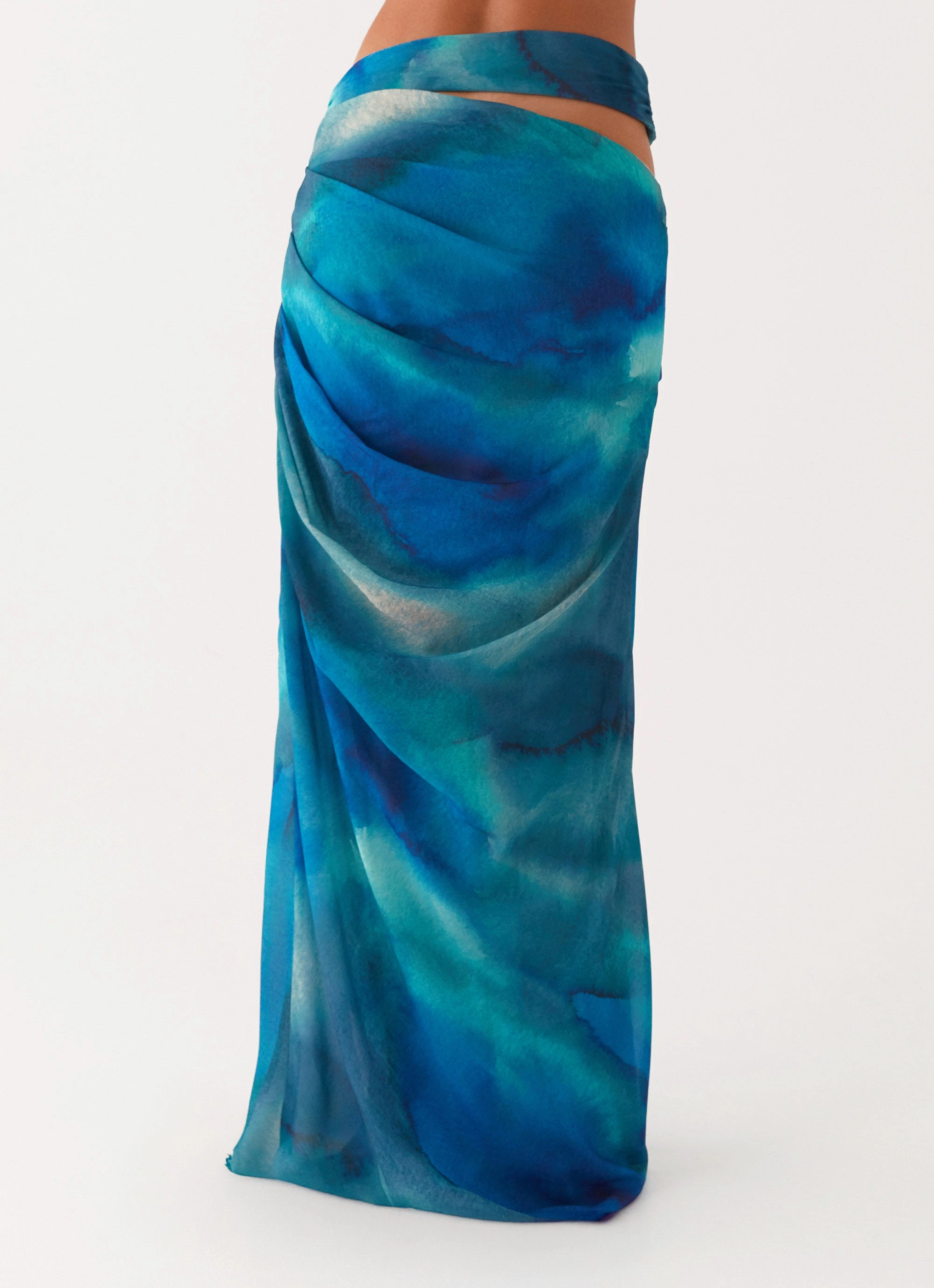 hypoallergenic material Outfit Flow Austin Cut Out Maxi Skirt - Blue Tie Dye
