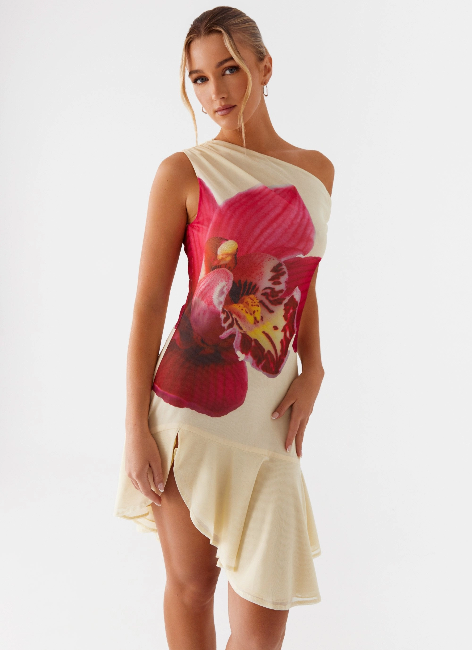 Timeless Waistband Fit Clementina One Shoulder Mini Dress - Yellow