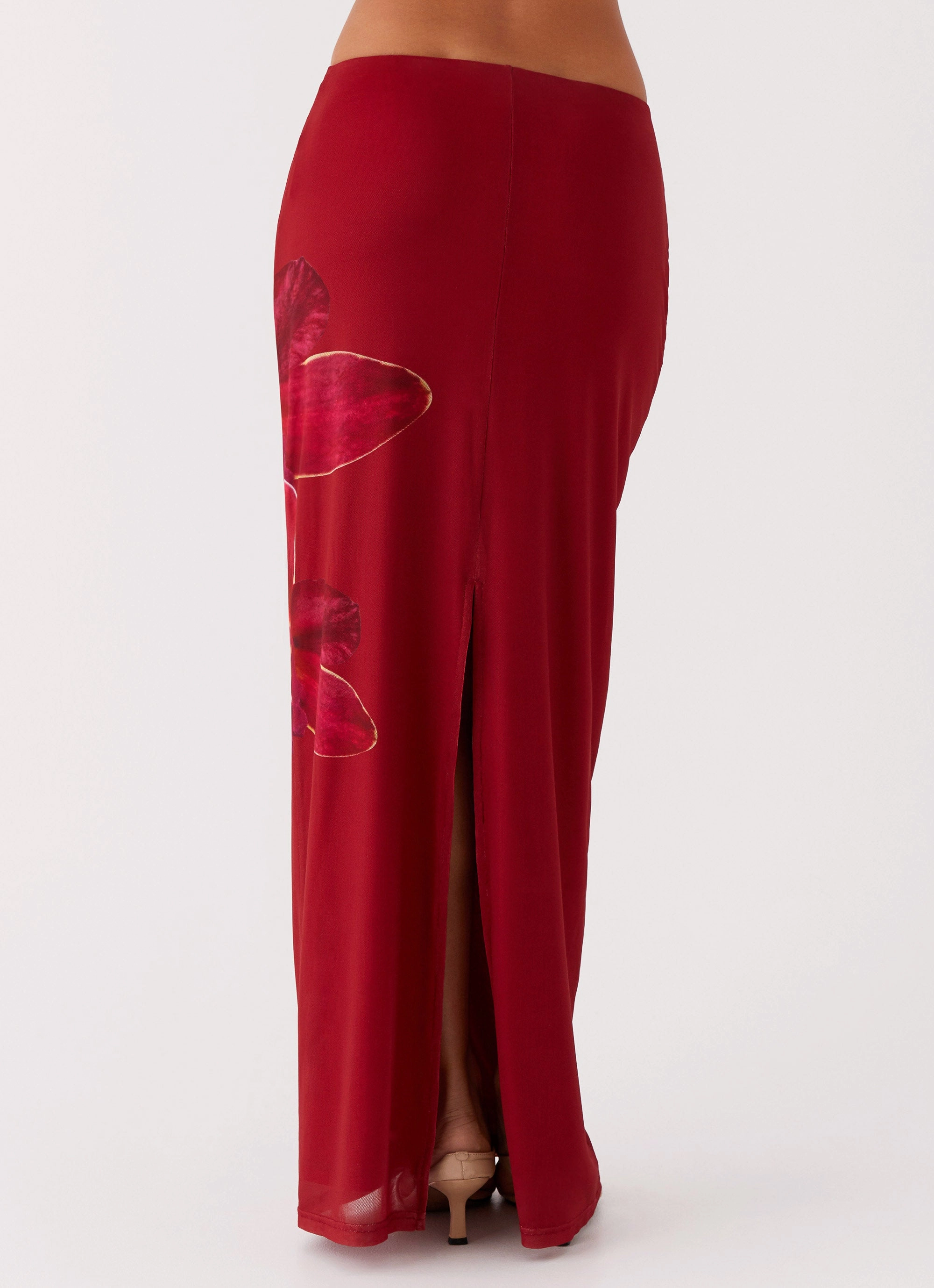 Classic Fit Waiting For Dawn Mesh Maxi Skirt - Rosa