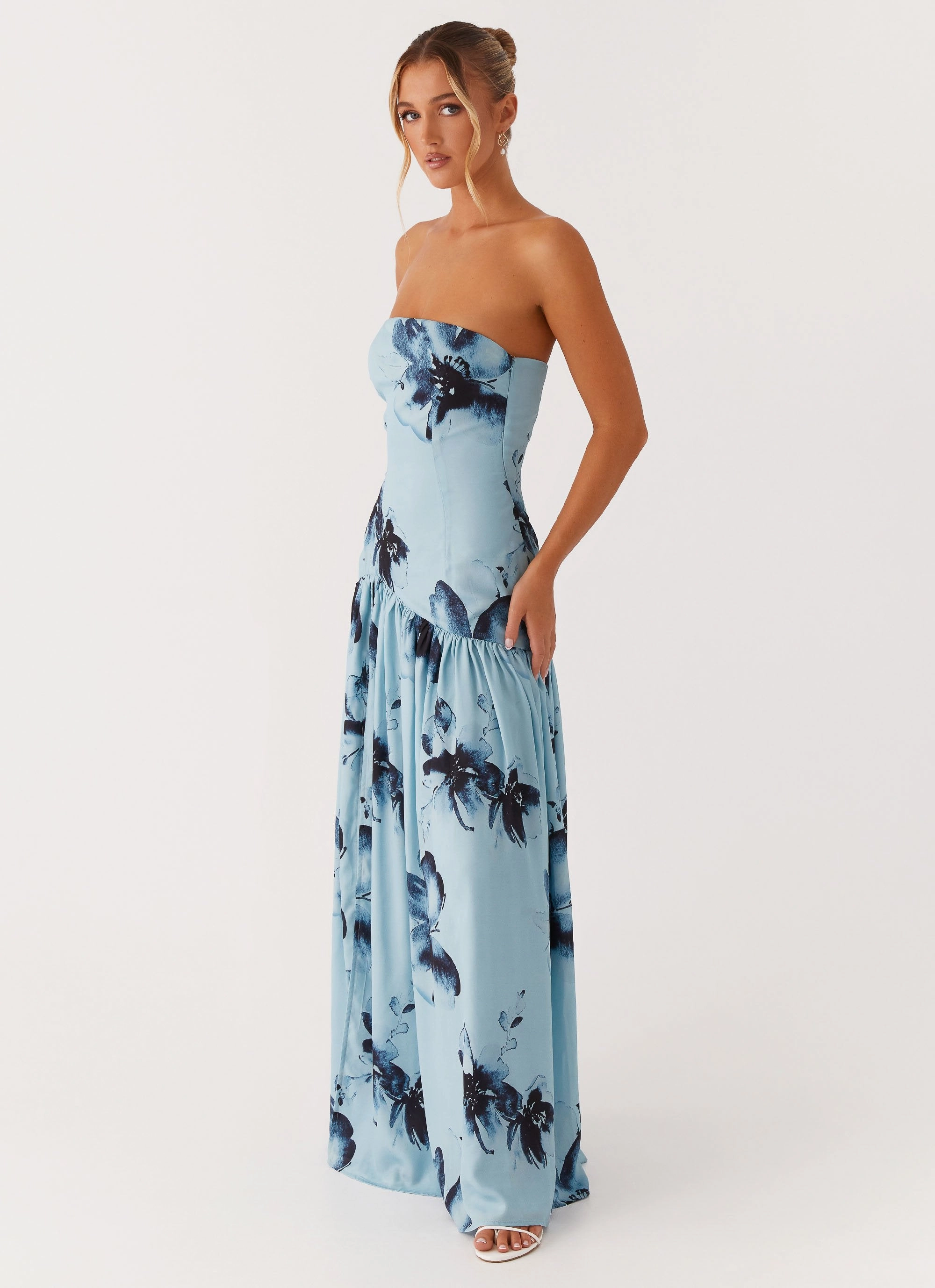 Eden Strapless Maxi Dress - Blue Black Floral Side-Pocket Trendy Piece