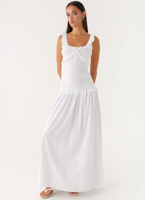 Westlyn Shirred Maxi Dress - White Trend Focused