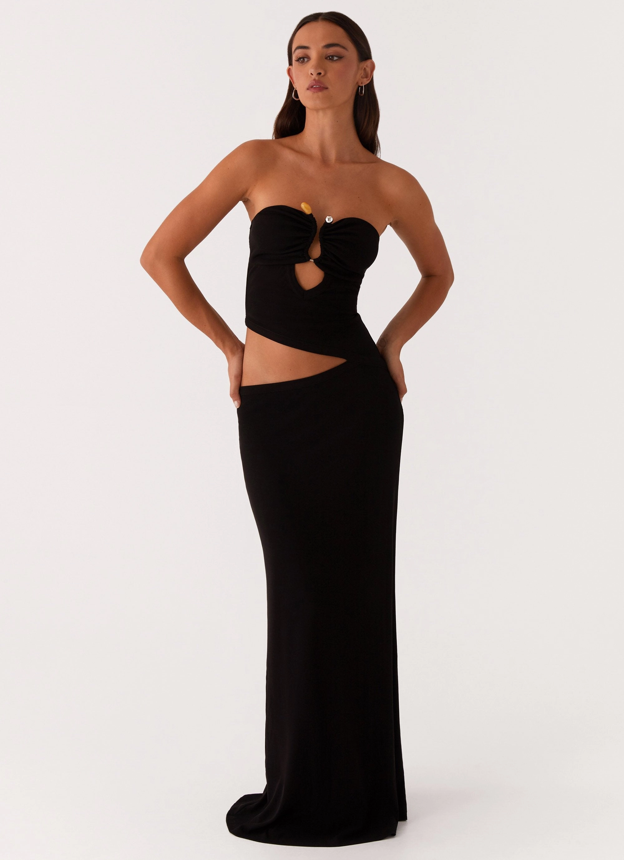 Wild Roses Maxi Dress - Black Celebrity-Inspired High Cut
