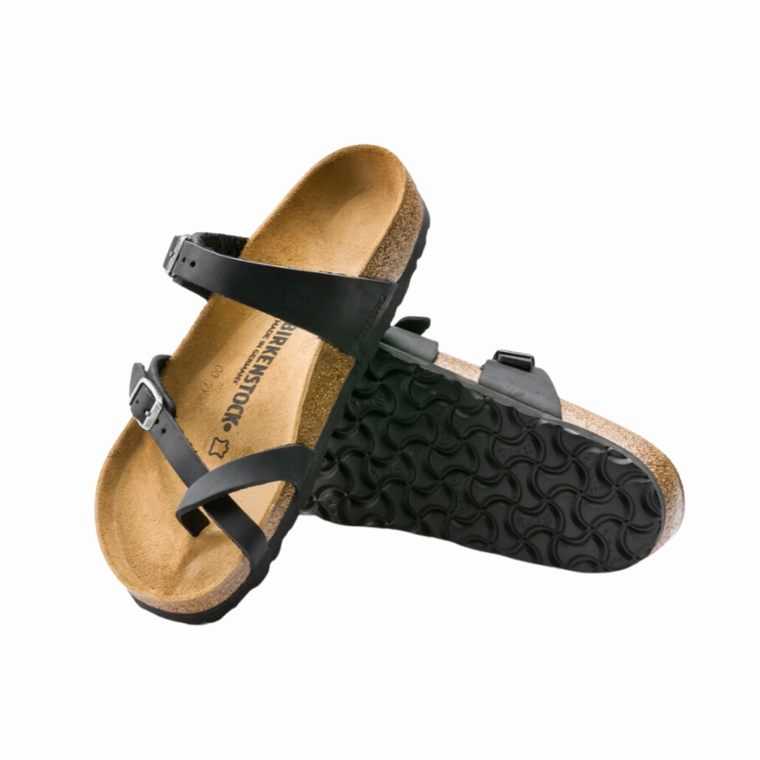 Women's Mayari (Oiled Leather) - Black Step Ready Chic Travel Flats
