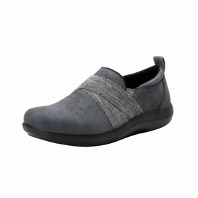 Day-to-Day Comfort Women's Savvie - Cinder